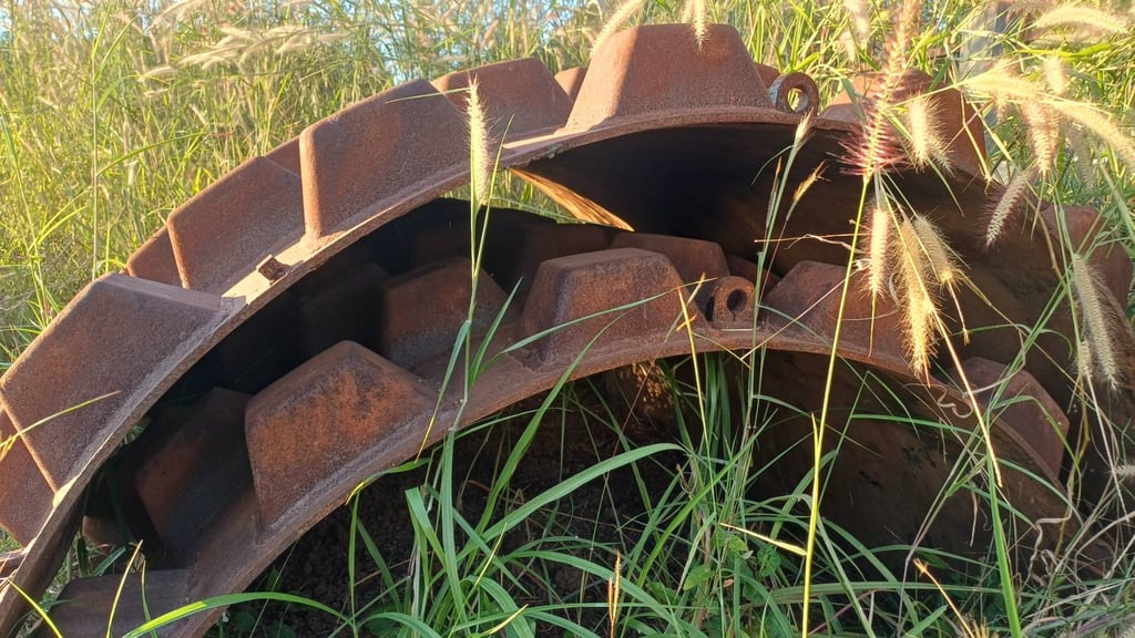 ขาย 89,000 เปลือกหนาม ถอดจากรถบดรุ่นใหม่ XCMG สวยมากใช้งานมาน้อย อยากขาย สนใจติดต่อได้ครับ 090-772-3710 090-772-3708 ขาย 89,000 เปลือกหนาม ถอดจากรถบดรุ่นใหม่ XCMG สวยมากใช้งานมาน้อย อยากขาย สนใจติดต่อได้ครับ 090-772-3710 090-772-3708