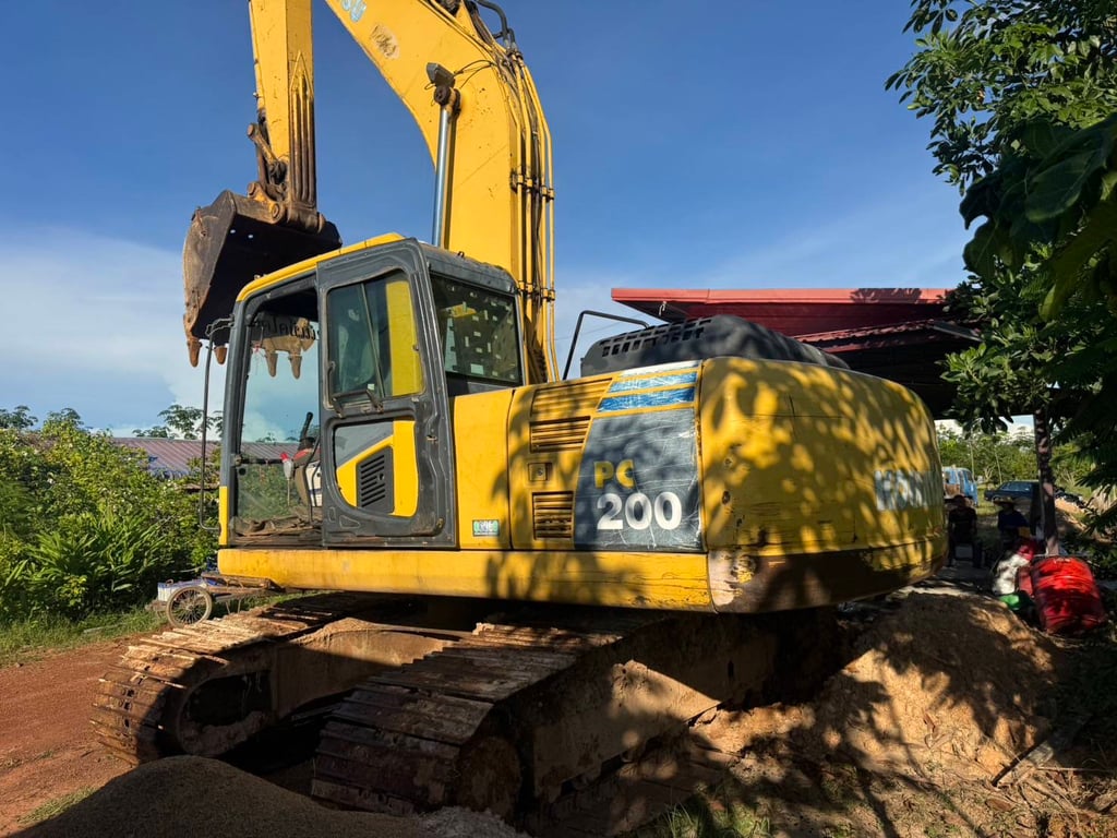 ขาย 550,000 KOMATSU pc 200-8 เล่มทะเบียนพร้อม ไฟฟ้าครบ เครื่องดี ปั้มแรง เอวแน่น ช่วงล่างเต็ม รถพร้อมใช้งาน สนใจติดต่อได้ครับ 090-772-3710 090-772-3708 ขาย 550,000 KOMATSU pc 200-8 เล่มทะเบียนพร้อม ไฟฟ้าครบ เครื่องดี ปั้มแรง เอวแน่น ช่วงล่างเต็ม รถพร้อมใช้งาน สนใจติดต่อได้ครับ 090-772-3710 090-772-3708