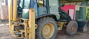 ขาย 195,000 รถหน้าตักหลังขุด CATERPILLAR 424 D 4X4 โฟวิล ขับเคลื่อน 4 ล้อ สภาพสวยพร้อมใช้งาน 