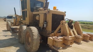 #ขาย 890,000 รถเกรด เล่มทะเบียน CAT 140 G 72V-2039 ลิปเปอร์หลัง  เครื่องดี เกียร์แรง เอวแน่น  ยางดี แอร์หนาว รถสวยพร้อมใช้ 