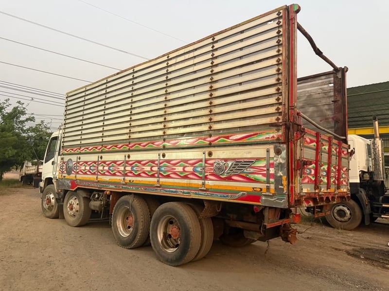 #ขายด่วน  700,000 รถ 12 ล้อ ดั้มคอกเกตร ISUZU DECA 320 ดั้มคอกเกษตร 12 ล้อ 2 เพลา หัวบาง ยางดี ครีชซีสวย มีระบบลากลูก 