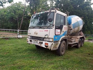 #ขายถูก รถโม่ปูน HINO PROFAI 2 คัน แยกได้ยกคู่ราคาพิเศษ เครื่อง p11 c 1 คัน โม่ 6 คิว โม่ตรง เครื่อง k 13 d 1 คัน โม่ 7 คิวโม่ตรง  เครื่องดีคัสซีสวยพร้อมใช้งาน 