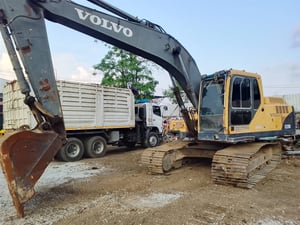 ขาย 355,000 VOLVO EC 210 B PRIME เล่มทะเบียน ไฟฟ้าครบ เครื่องดี ปั้มแรง ช่วงล่างแน่น 
