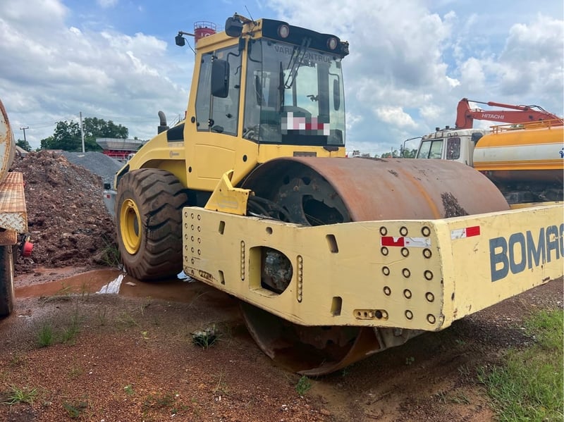 ขาย 1,950,000 รถบด 26 ตัน BOMAG BW 226 DH-4BVC 2 เพลา เครื่องดี ปั้มสั่นแรง เอวแน่น เอกสารเล่มทะเบียน 