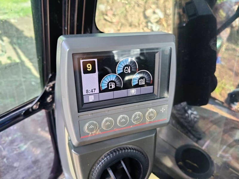 ขาย 1,150,000 CAT 313 D2 GC 8,300 ชม.มือเดียวป้ายแดง ไฟฟ้าครบ เครื่องดี ปั้มแรง เอวแน่น ช่วงล่างสวย เอกสารแจ้งจำหน่าย 