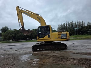 ขาย 480,000 KOMATSU pc 200-8 เล่มทะเบียนไฟฟ้าครบ เครื่องดี ปั้มแรง เอวแน่น ช่วงล่างดี รถพร้อมใช้งาน สนใจติดต่อได้ครับ 090-772-3710 090-772-3708