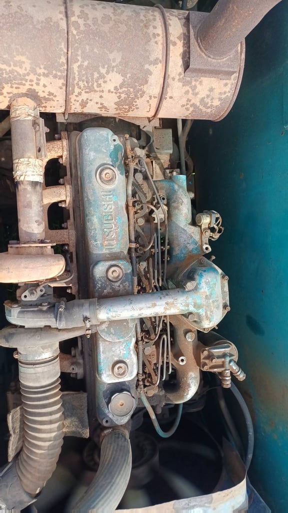 ขาย 395,000 KOBELCO SK200-5 SUPER ไฟฟ้าครบ เครื่องดี ปั้มแรง โซ่หนา เล่มทะเบียน แอร์หนาว ขาย 395,000 KOBELCO SK200-5 SUPER ไฟฟ้าครบ เครื่องดี ปั้มแรง โซ่หนา เล่มทะเบียน แอร์หนาว