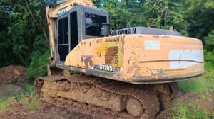 #ขายถูก 285,000 SANY SY205C ไฟฟ้าครบ เครื่องดี ปั้มแรง เอวแน่น ช่วงล่างโซ่บูตแตก รถทำงานอยู่  เอกสารใบแจ้งจำหน่าย