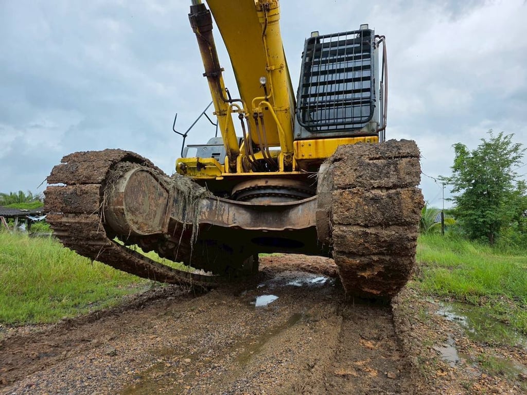 ขายด่วน 950,000 บาท SUMITOMO SH480 F5 เครื่องดี ปั๊มแรง เอวแน่น ช่วงล่างเต็ม ระบบดี รถสวยพร้อมใช้งาน   