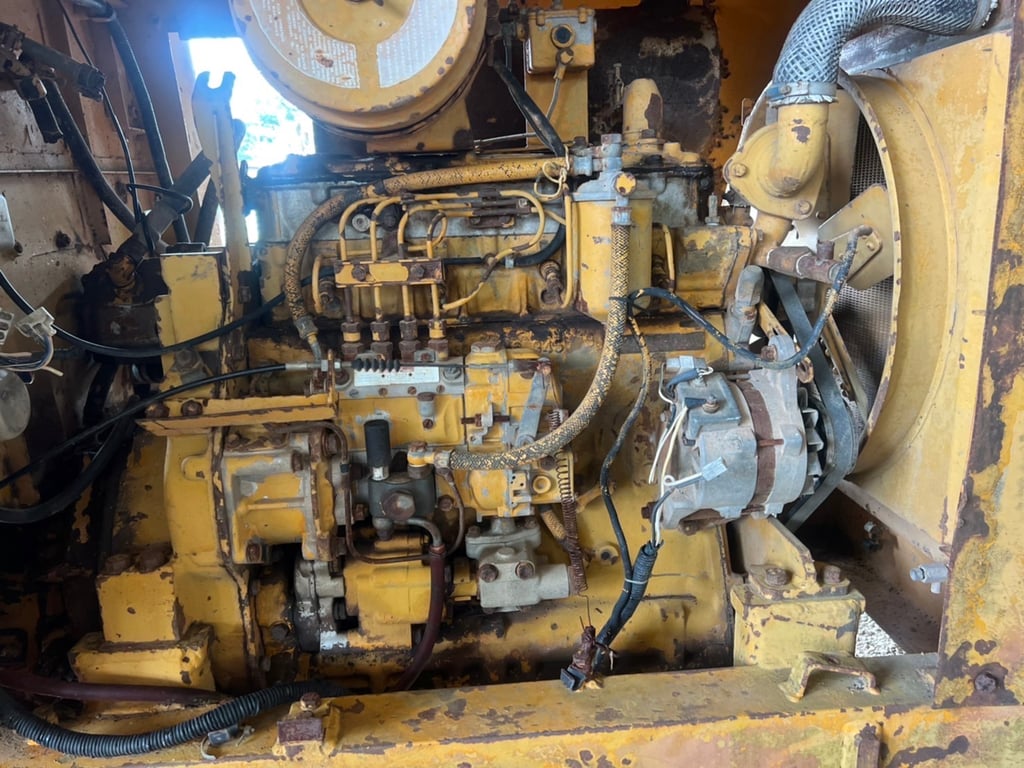 ขาย 120,000 รถเกรด KOMATSU GD22H1 เครื่องดี เกียร์แรง ปั้มยกแรง ยางดี ขาย 120,000 รถเกรด KOMATSU GD22H1 เครื่องดี เกียร์แรง ปั้มยกแรง ยางดี