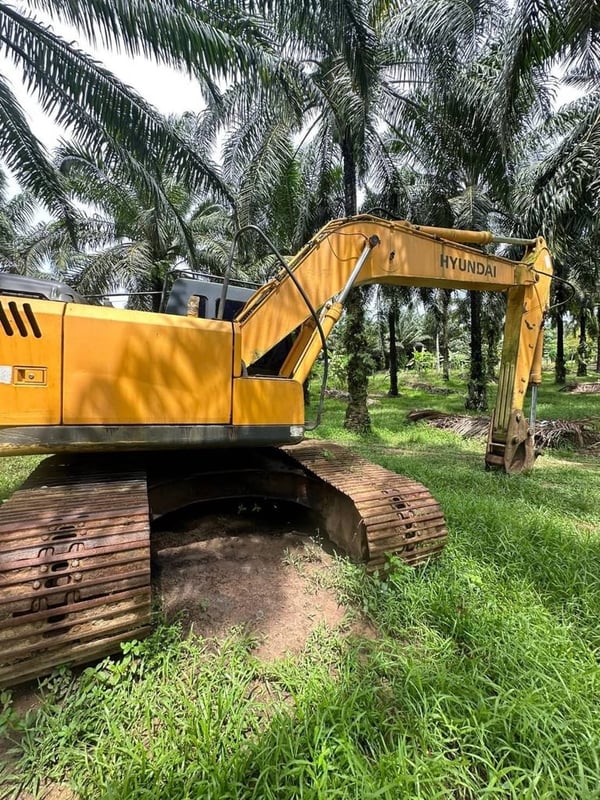 ขาย 450,000 HYUNDAI ROBEX  210-7T เล่มทะเบียน ไฟฟ้าครบ เครื่องดี ปั้มแรง เอวแน่น ช่วงล่างสวย(มีบุ้งกี้)รถพร้อมใช้งาน 