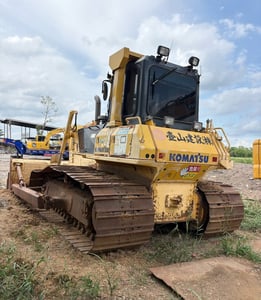 ขาย 1,690,000 รถแทรคเตอร์ นำเข้า ปี 2023 🚜🚜 🚩🚩ทำงาน 16,xxx ชั่วโมง ตู้เก๋ง แอร์เย็น🚩🚩 Komatsu D65PX-15CEO ✅เกียร์ทอล์ค แรง ✅เครื่องดี ขาย 1,690,000 รถแทรคเตอร์ นำเข้า ปี 2023 🚜🚜 🚩🚩ทำงาน 16,xxx ชั่วโมง ตู้เก๋ง แอร์เย็น🚩🚩 Komatsu D65PX-15CEO ✅เกียร์ทอล์ค แรง ✅เครื่องดี