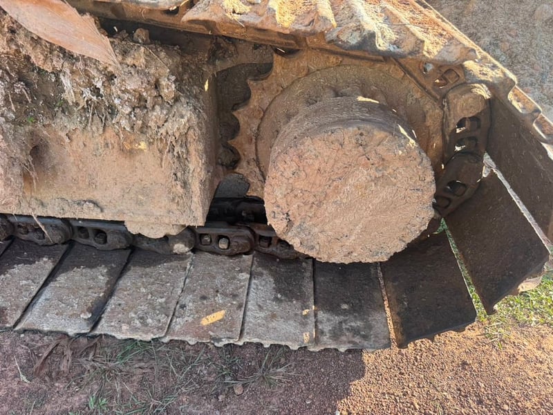 ขาย 550,000 KOMATSU pc 200-8 เล่มทะเบียนพร้อม ไฟฟ้าครบ เครื่องดี ปั้มแรง เอวแน่น ช่วงล่างเต็ม รถพร้อมใช้งาน สนใจติดต่อได้ครับ 090-772-3710 090-772-3708