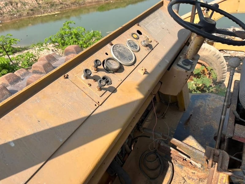 ขาย 435,000 รถบดเล่มทะเบียน 10 ตัน 2 เพลา 2 เปลือก หนามหุ้มเรียบ 