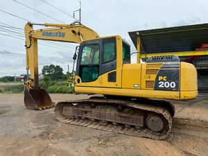 ขาย 690,000 KOMATSU PC200-8 MO ไฟฟ้าครบ เครื่องดี ปั้มแรง เอวแน่น ช่วงล่างสวย 