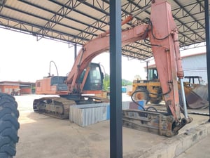 ขาย 490,000 แบคโฮพร้อมหัวเจาะ HITACHI ZX 200-1 เล่มทะเบียน ไฟฟ้าครบ เครื่องดี ปั้มแรง เอวดี ช่วงล่างแน่น พร้อมหัวเจาะ  