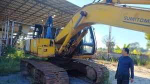 ขาย 280,000 SUMITOMO SH 200 A1 เล่มทะเบียน เครื่องดี ปั้มแรง เอวมีขยับ ช่วงล่างสวย รถพร้อมใช้งาน เล่มทะเบียนพร้อมโอน 