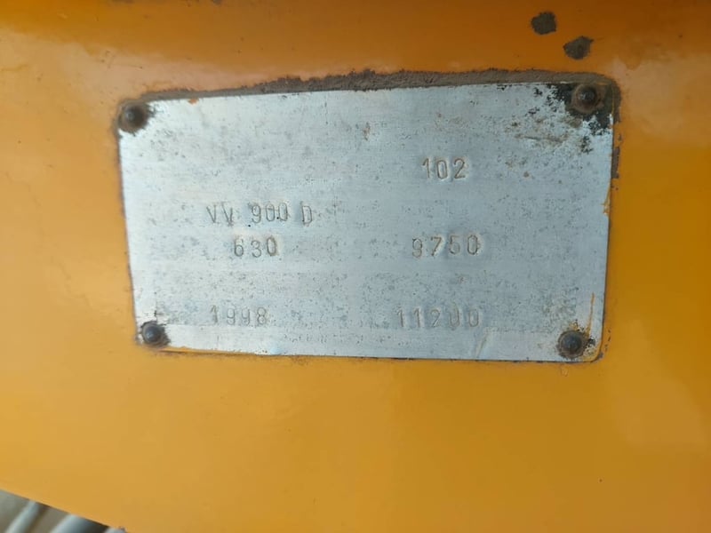 ขาย 395,000 รถบด STA VV900 D รถบดอัดสั่นสะเทือน หน้าเหล็กหลังยาง STA VV900 D 2 เพลา ขนาดประมาณ 10 ตัน ปี 43 