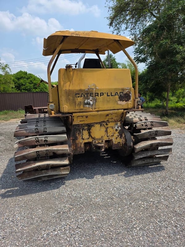 ขาย 450,000 รถแทรคเตอร์เล่มทะเบียนเครื่องไดเร็ค 122 แรง CAT D5B เครื่อง 10 Z แผ่นแทรคตีนเป็ด เครื่องไดเร็คหัวฉีดปากกา เกียร์ตัดแรง ช่วงล่างดี ขาย 450,000 รถแทรคเตอร์เล่มทะเบียนเครื่องไดเร็ค 122 แรง CAT D5B เครื่อง 10 Z แผ่นแทรคตีนเป็ด เครื่องไดเร็คหัวฉีดปากกา เกียร์ตัดแรง ช่วงล่างดี