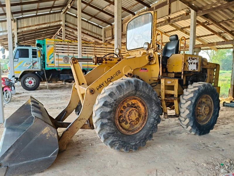 ขาย 139,000 รถตักล้อยาง KOMATSU JH30B รถพร้อมใช้งาน