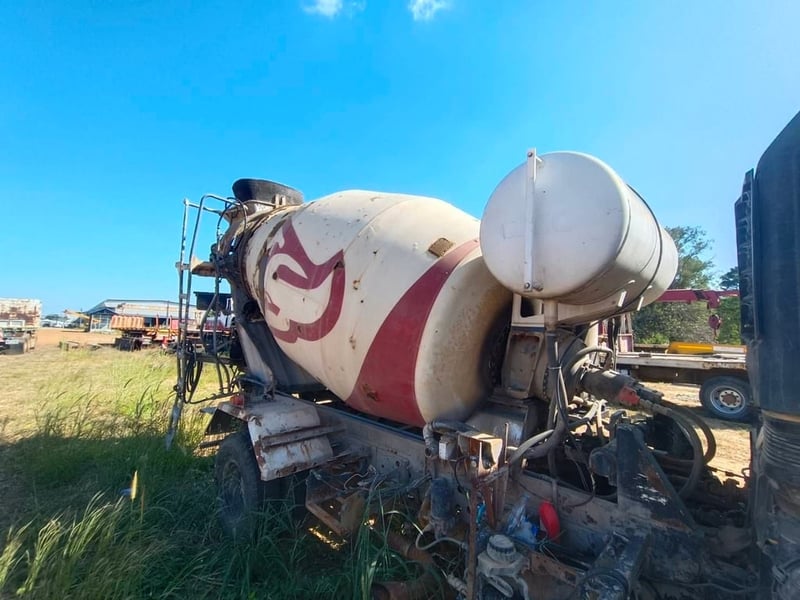 ขาย 590,000 รถ 6 ล้อโม่ปูน HINO MEGA 150 แรง หัวบาง ยางดี ครัชซีสวย 