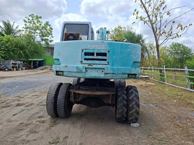 ขาย 295,000 KOBELCO SK100w เครื่องดี ปั๊มดี เอวแน่น สีไม่สวย รถพร้อมใช้งาน เอกสารเล่มทะเบียน ขาย 295,000 KOBELCO SK100w เครื่องดี ปั๊มดี เอวแน่น สีไม่สวย รถพร้อมใช้งาน เอกสารเล่มทะเบียน
