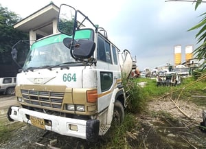 #ขายถูก 290,000 รถ 10 ล้อรถโม่ปูน HINO เครื่อง 290 แรง EF300 โม่ 6 คิว สวยรถพร้อมใช้งาน  สนใจติดต่อได้ครับ 090-772-3710 090-772-3708