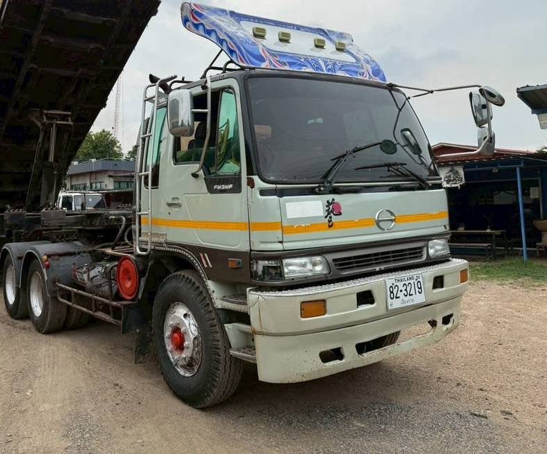 #ขายคู่ 650,000 หัวลากหางโรเบส หัวลาก HINO FM3M 2 เพลา เครื่องดี ครัชซีสวย ยางดี หางโรเบส 2 เพลา กว้าง 2.50 ม.กางปีกข้างละ 25 ซม. ยาว 12 ม. พร้อมบรรไดไฮดอร์บิคขึ้นรถ