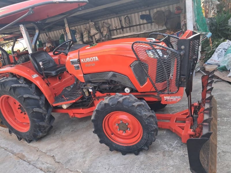 ขาย 365,000 รถไถ KUBOTA 5018 ปี 61 พร้อมอุปกรณ์ ใบมีดดันหน้า ผาน 5 รถพร้อมใช้งาน 