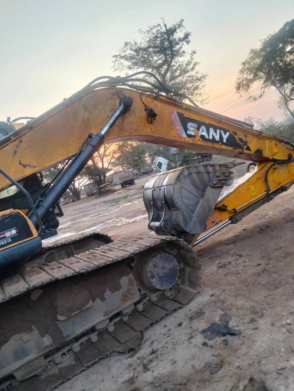 ขาย 490,000 SANY SY 215 C ทำงาน 4,000 ชม. ไฟฟ้าครบ เครื่องดี ปั้มแรง เอวแน่น ช่วงล่างสวย