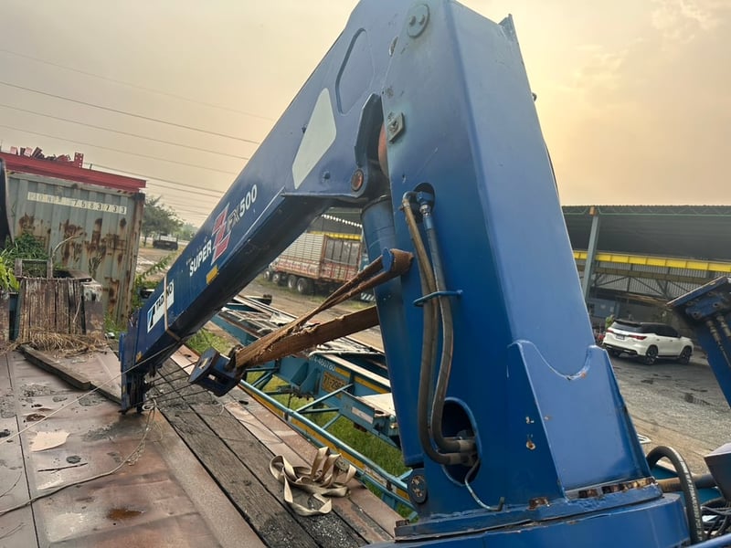 ขาย 495,000 เครน 5 ตัน ท้อง V 5 เหลี่ยม TADANO SUPER ZFX 500 ปอกชัก 6 ปอก 5 ชัก ปอกสวย ขาสวย สภาพเก่านอก