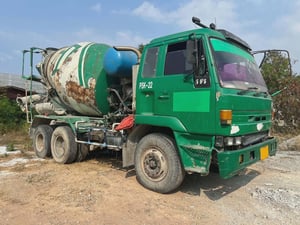 ขาย 295,000 รถ 10 ล้อ โม่ปูน 6 คิว ISUZU 275 แรง รถพร้อมใช้งาน เล่มทะเบียนพร้อมโอน 