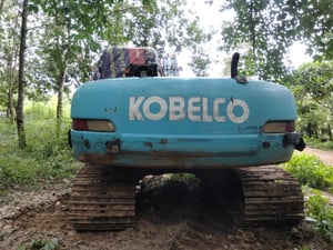 ขาย 295,000 KOBELCO sk 200-5 super ไฟฟ้าครบ เครื่องดี ปั้มแรง เอวแน่น ช่วงล่างดี 