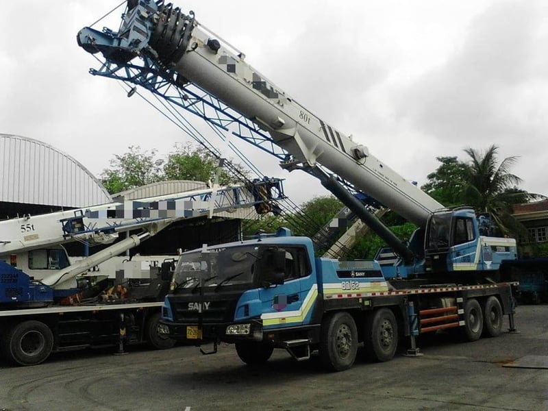 ขาย 3,950,000 SANY STC 800 ขนาด  80 ตัน เล่มทะเบียน เครื่องดี ระบบเครนแรง ยางดี รถสวยพร้อมใช้งาน