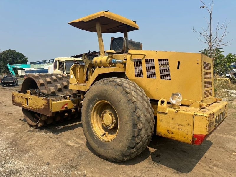 #ขาย 695,000 รถบด 10 ตัน เล่มทะเบียน SAKAI SV 500 TF 2 เพลา เครื่องดี ปั้มสั่นแรง เอวแน่น เล่มทะเบียนพร้อมโอน รถสวยพร้อมใช้งาน #ขาย 695,000 รถบด 10 ตัน เล่มทะเบียน SAKAI SV 500 TF 2 เพลา เครื่องดี ปั้มสั่นแรง เอวแน่น เล่มทะเบียนพร้อมโอน รถสวยพร้อมใช้งาน