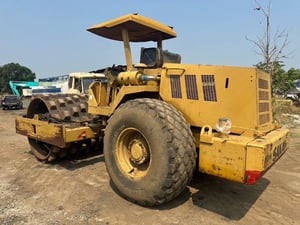 #ขาย 695,000 รถบด 10 ตัน เล่มทะเบียน SAKAI SV 500 TF 2 เพลา เครื่องดี ปั้มสั่นแรง เอวแน่น เล่มทะเบียนพร้อมโอน รถสวยพร้อมใช้งาน #ขาย 695,000 รถบด 10 ตัน เล่มทะเบียน SAKAI SV 500 TF 2 เพลา เครื่องดี ปั้มสั่นแรง เอวแน่น เล่มทะเบียนพร้อมโอน รถสวยพร้อมใช้งาน