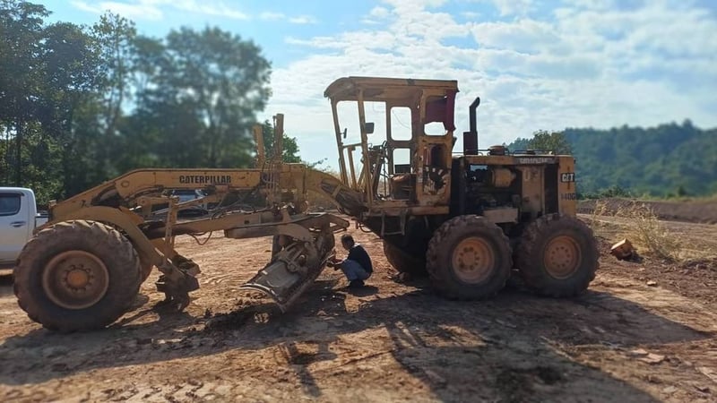 ขาย 680,000 รถเกรด CAT 140 G 4000 เครื่องดี เกียร์แรง ยางดี รถพร้อมใช้ 