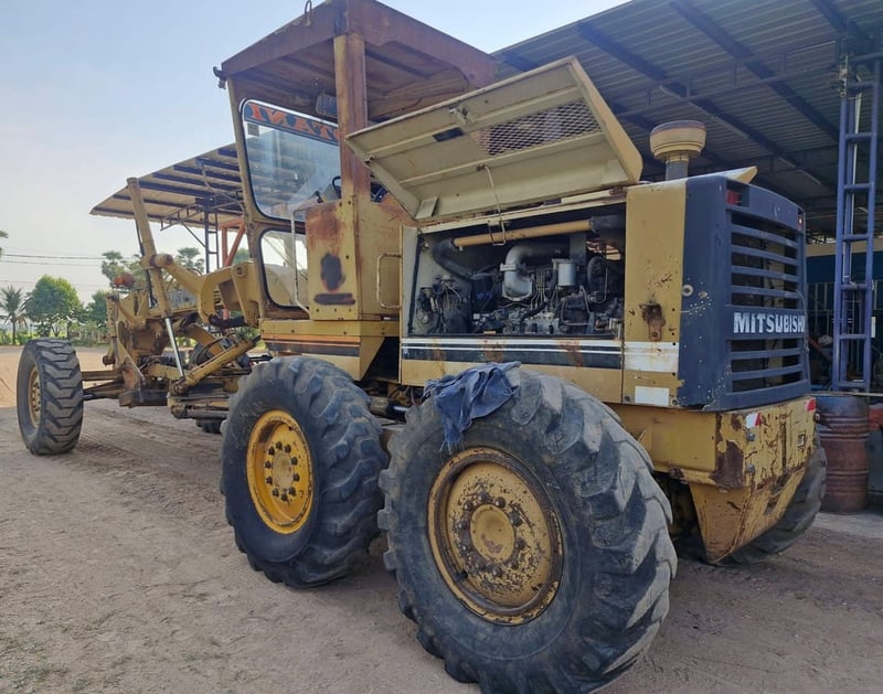 ขาย 495,000 รถเกรด MITSUBISHI MG 330 เครื่องดี เกียร์แรง เอวแน่น ระบบไฮดอร์ลิคยกแรง เล่มทะเบียนพร้อมโอน 