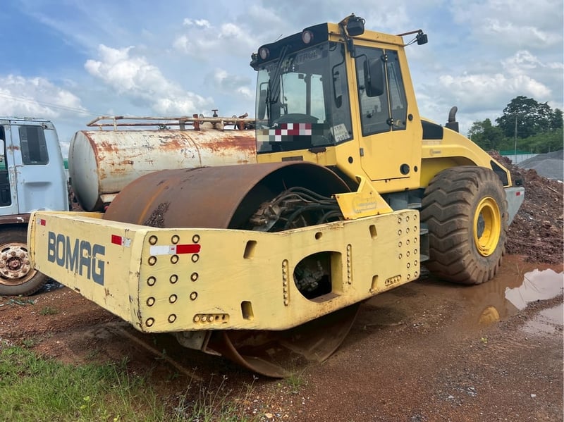 ขาย 1,950,000 รถบด 26 ตัน BOMAG BW 226 DH-4BVC 2 เพลา เครื่องดี ปั้มสั่นแรง เอวแน่น เอกสารเล่มทะเบียน 