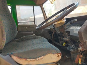 HINO FM รถบรรทุก 10ล้อ โลว์เบด กึ่งพ่วงชานต่ำ ปี2000