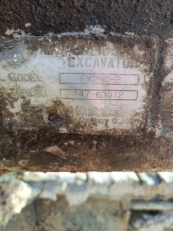 ขาย 180,000 รถแบคโฮ HITACHI EX 200-2 เครื่องดี ช่วงล่างดี