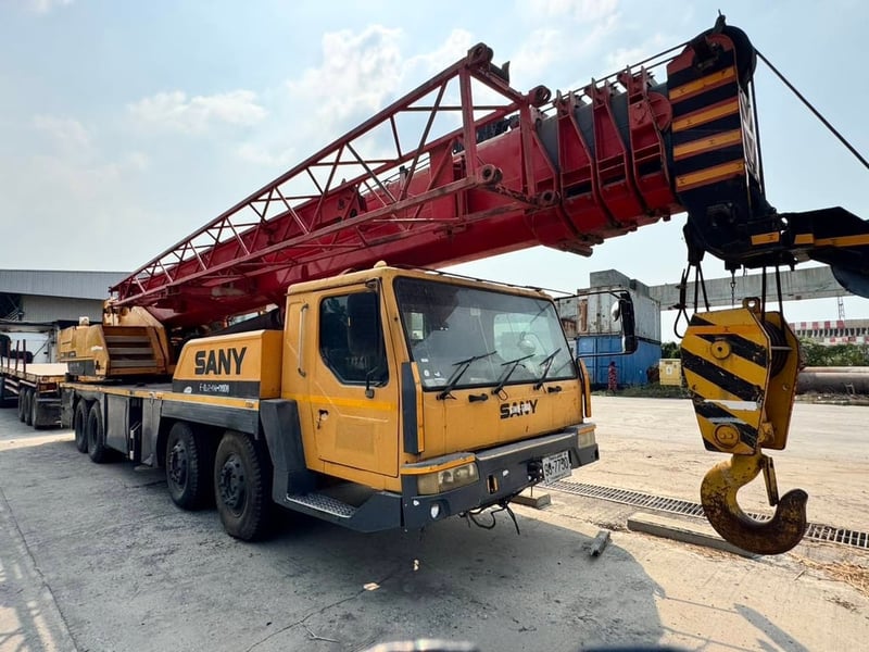 ขาย 1,950,000 รถเครน 50 ตัน SANY เล่มทะเบียน 
