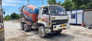 NISSAN UD CWM รถบรรทุก 10ล้อ โม่ผสมปูน ปี1997