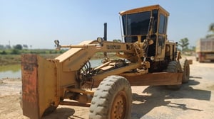 #ขาย 890,000 รถเกรด เล่มทะเบียน CAT 140 G 72V-2039 ลิปเปอร์หลัง  เครื่องดี เกียร์แรง เอวแน่น  ยางดี แอร์หนาว รถสวยพร้อมใช้ 