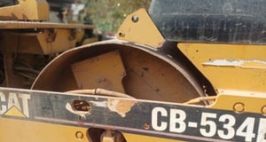 ขาย รถบด 5 ตัน เล่มทะเบียน break down CAT CB 534 b เครื่องดี ปั๊มสั่นแรง เอวแน่น