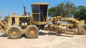 #ขาย 890,000 รถเกรด เล่มทะเบียน CAT 140 G 72V-2039 ลิปเปอร์หลัง  เครื่องดี เกียร์แรง เอวแน่น  ยางดี แอร์หนาว รถสวยพร้อมใช้ 