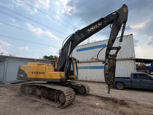 ขาย 650,000 รถแบคโฮติดหัวเจาะ VOLVO EC210B PRIME เล่มทะเบียน พร้อมหัวเจาะ ไฟฟ้าครบ เครื่องดี ปั้มแรง เอวดีช่วงล่างสวย สภาพพร้อมใช้งาน จดทะเบียนปี 63 