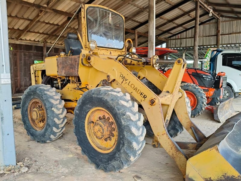 ขาย 139,000 รถตักล้อยาง KOMATSU JH30B รถพร้อมใช้งาน