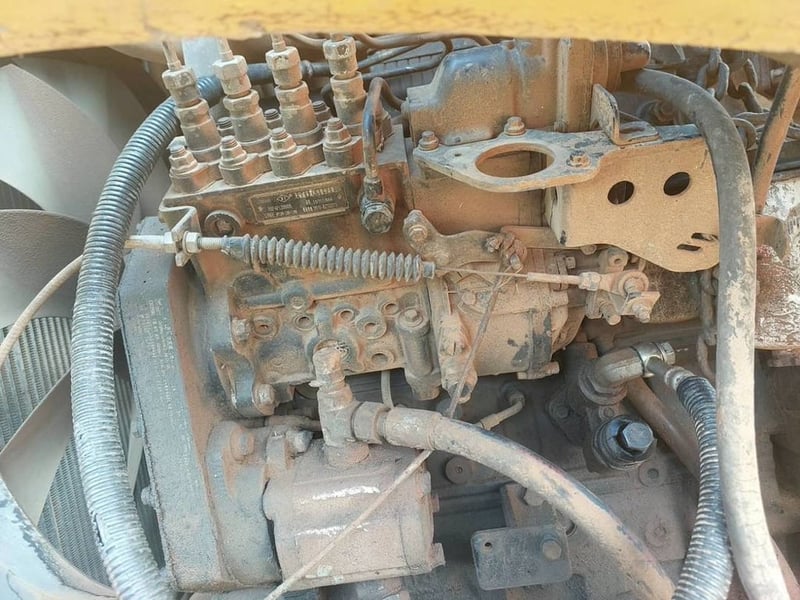 ขาย 495,000 รถบด 10 ตัน LIUGONG 610H เครื่องดี ปั้มสั่นสะเทือนแรง เอวแน่น ยางดี  2 เปลือก 2 เพลา หนามหุ้มเรียบ รถพร้อมใช้งาน เอกสารแจ้งจำหน่าย 