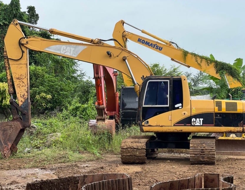 ขาย 390,000 CAT 320 C ไฟฟ้าครบ เครื่องดี ปั๊มแรง เอวแน่น  ช่วงล่างสวย  